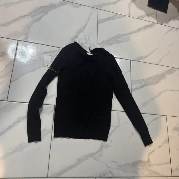 NWT Vilci Milano Women Long Sleeve Sweater With White Colllar Size Small‎ - Picture 7 of 7